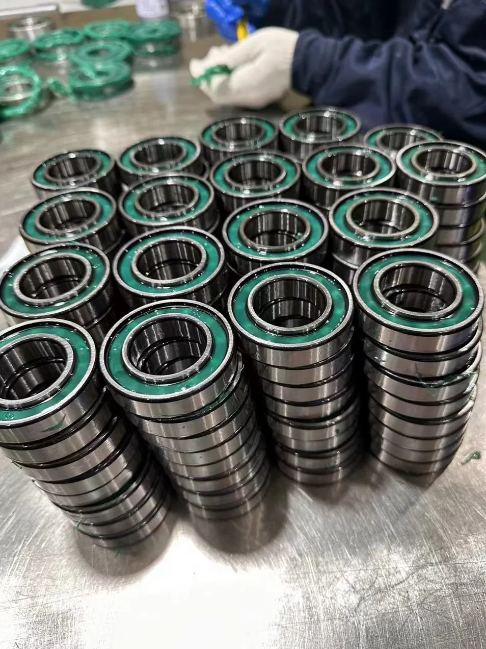 Solid Oil Bearing with Waterproof, Dustproof, High Temperature Resistant, Corrosion Resistant