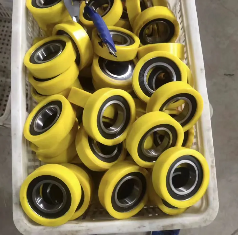 All Sizes POM Nylon Plastic Rubber Coated Bearing 683 693 623 684 680 624 604 685 605 625 696 626 606