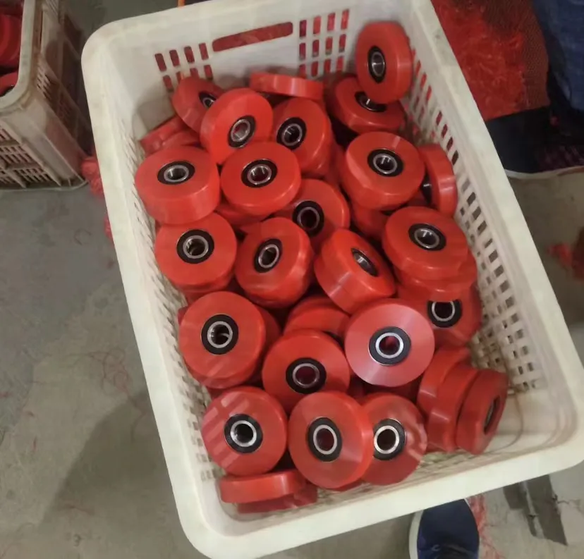 All Sizes POM Nylon Plastic Rubber Coated Bearing 683 693 623 684 680 624 604 685 605 625 696 626 606